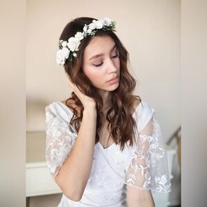 Ivory Fluffy Flower Crown
